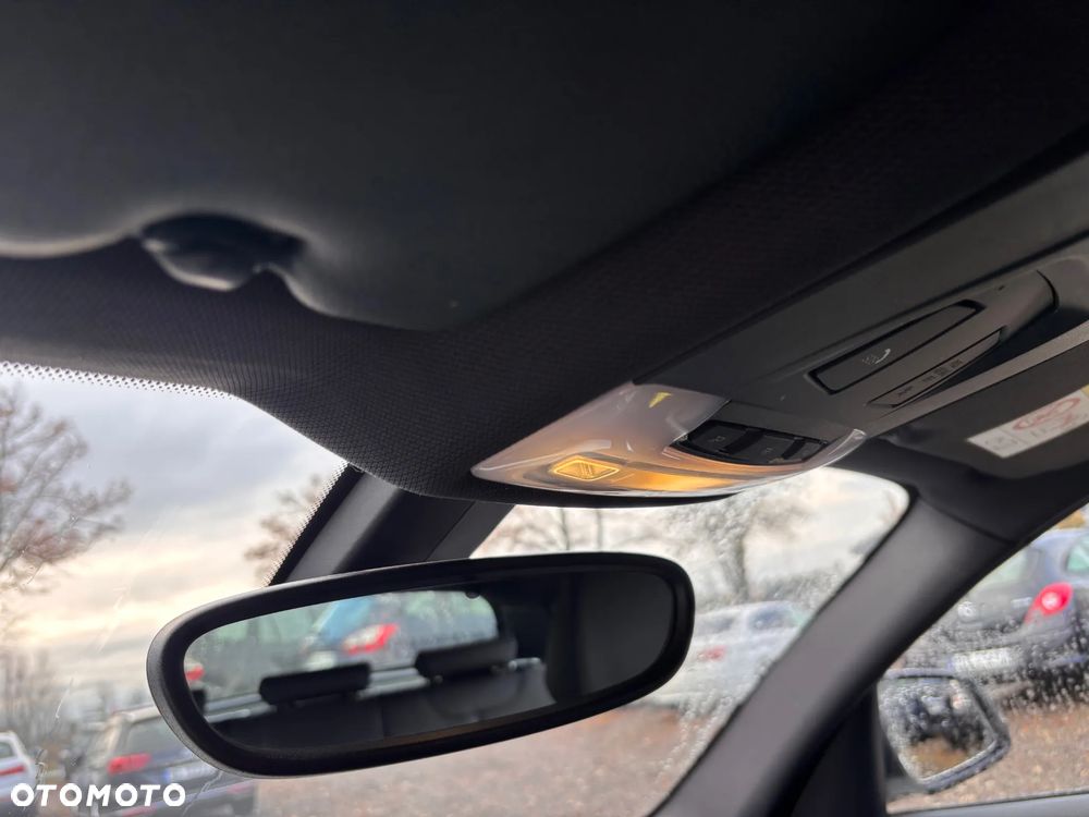 BMW Seria 1 118d Edition M Sport Shadow - 22