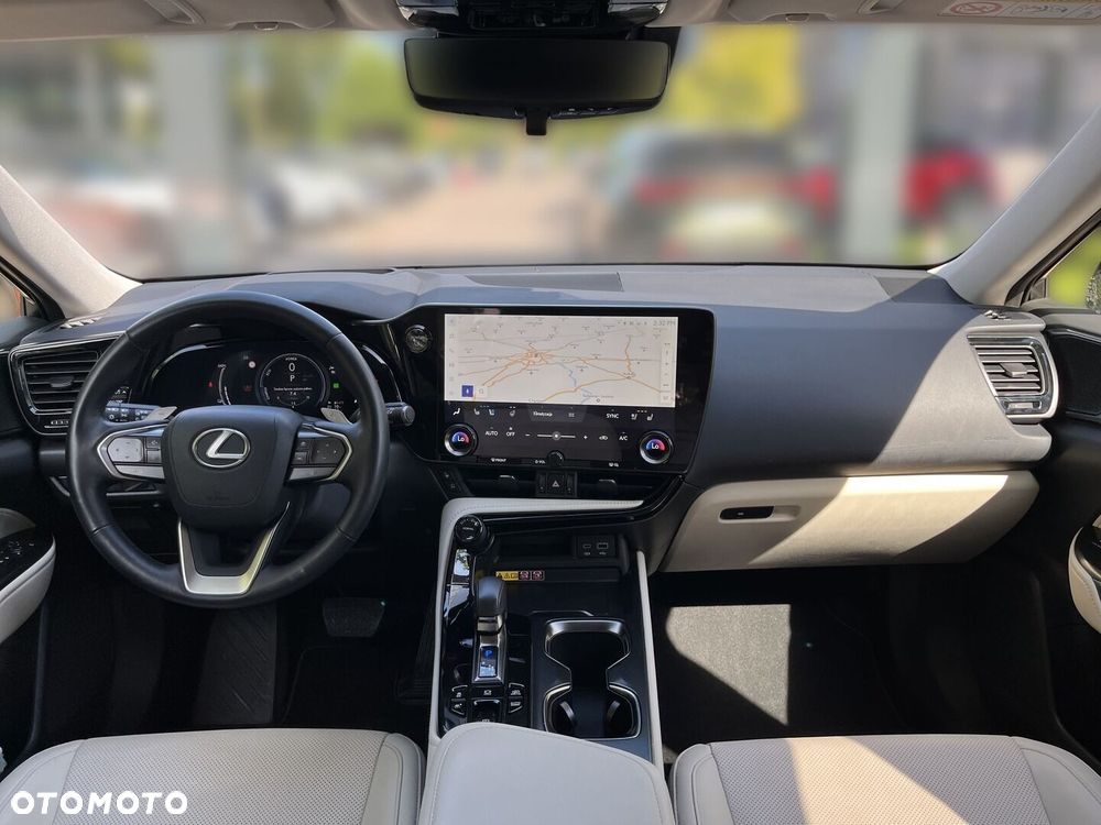 Lexus NX - 8