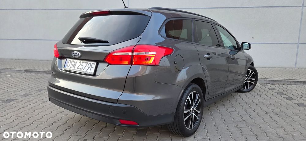 Ford Focus 1.0 EcoBoost Titanium - 6