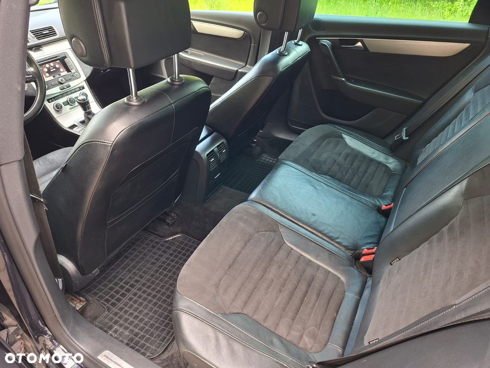 Volkswagen Passat - 6