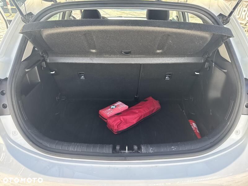 Kia Rio - 18