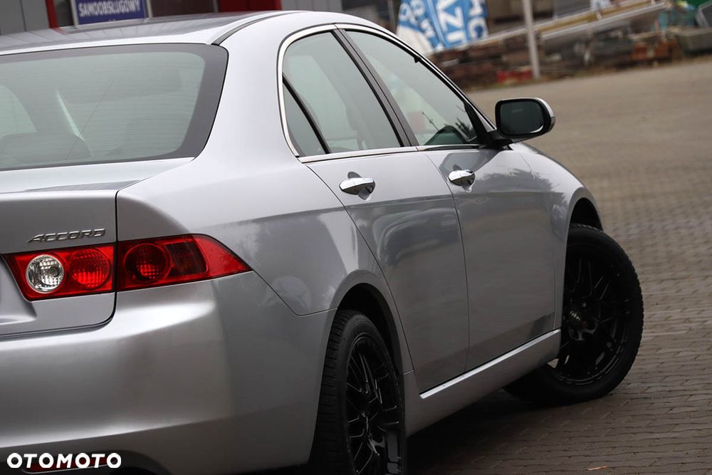 Honda Accord 2.0 i Executive - 18