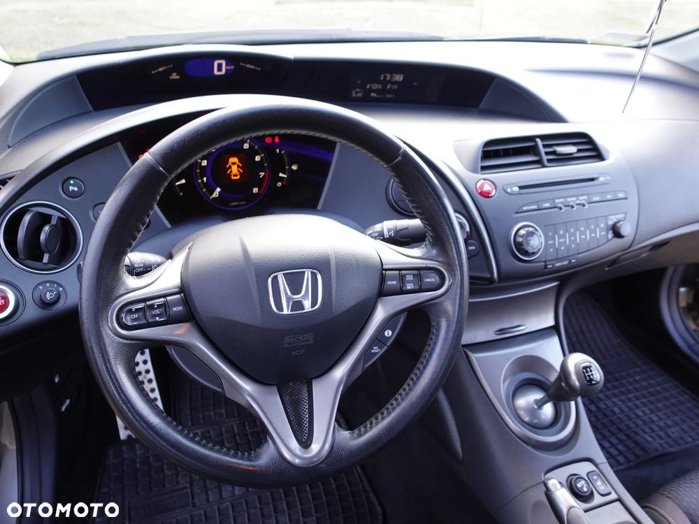 Honda Civic 1.8 Sport - 15