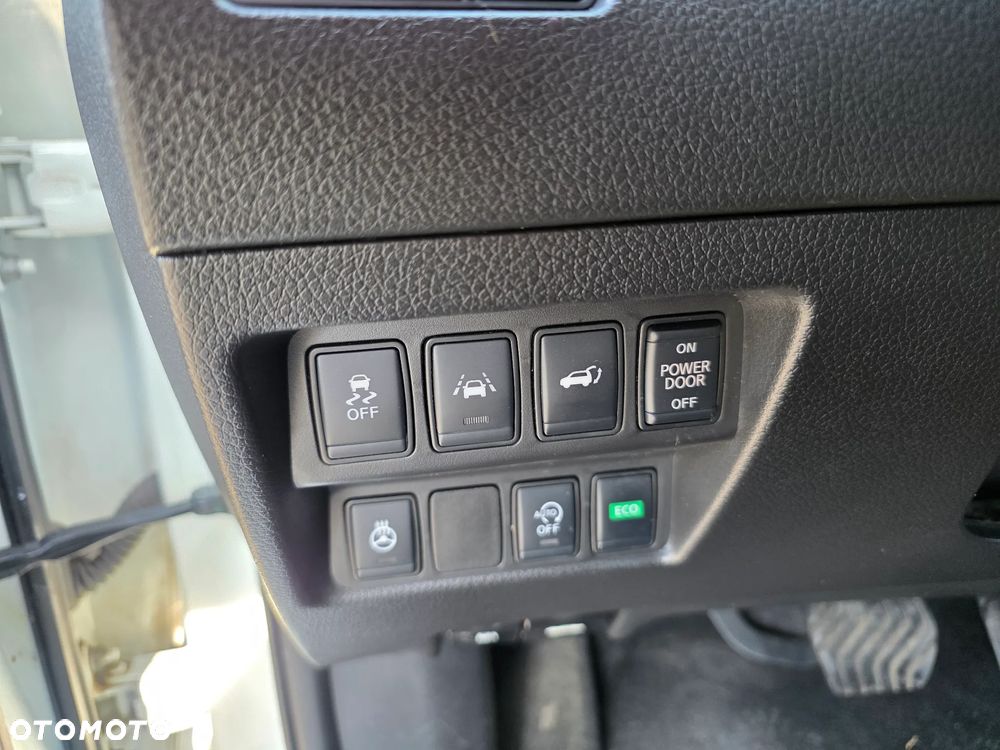 Nissan X-Trail 1.3 DIG-T N-Connecta 2WD DCT - 7