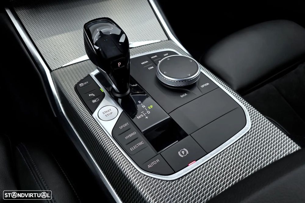 BMW 320 e Pack M Auto - 34