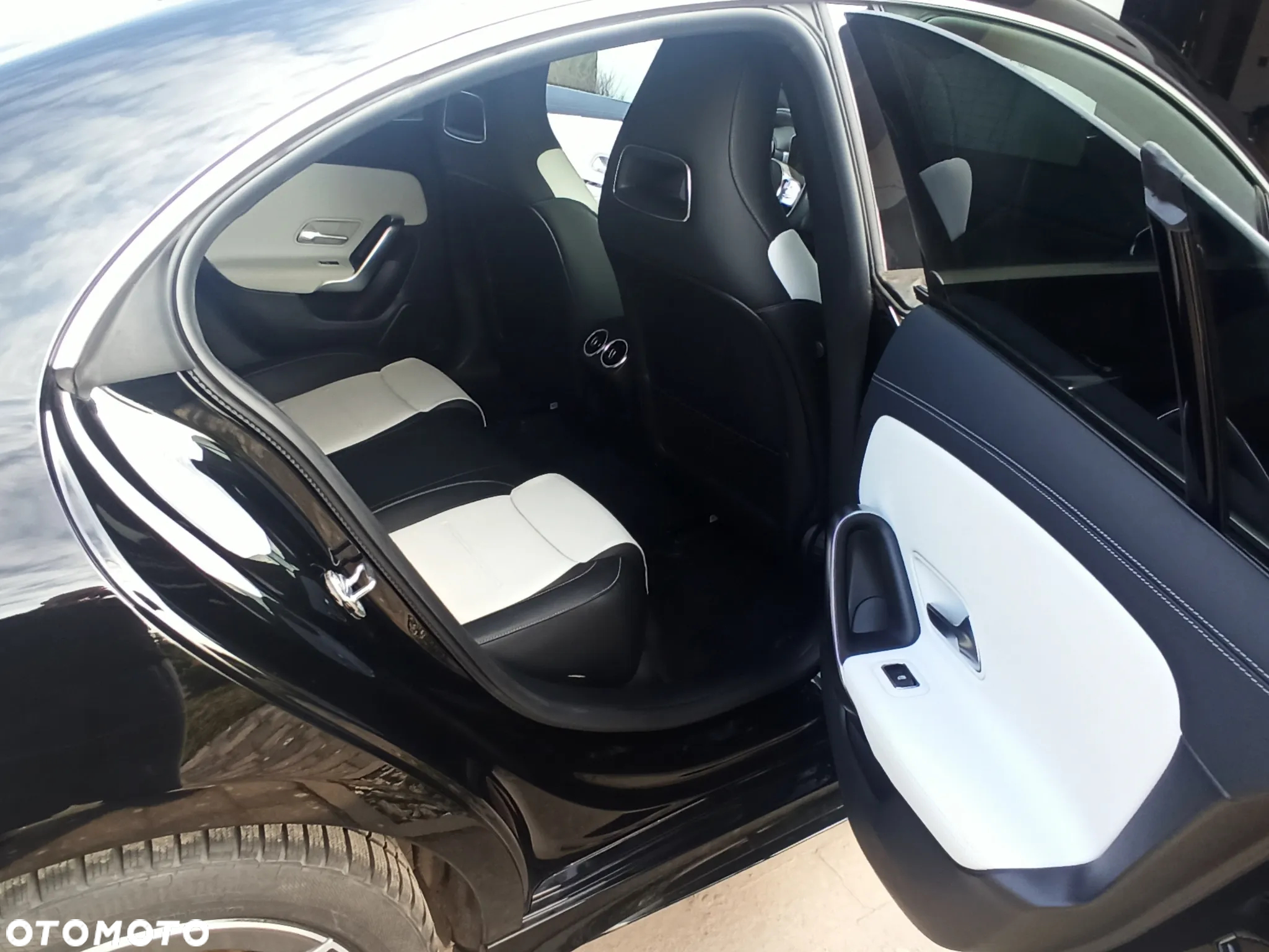 Mercedes-Benz CLA 200 AMG Line 7G-DCT - 6