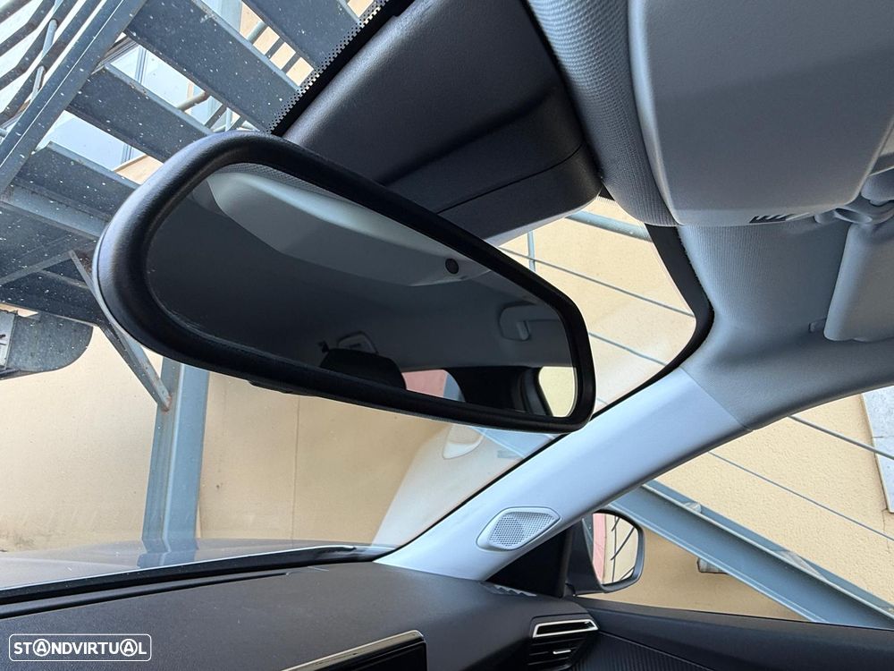 Peugeot 2008 PureTech 130 EAT8 Allure Pack - 18