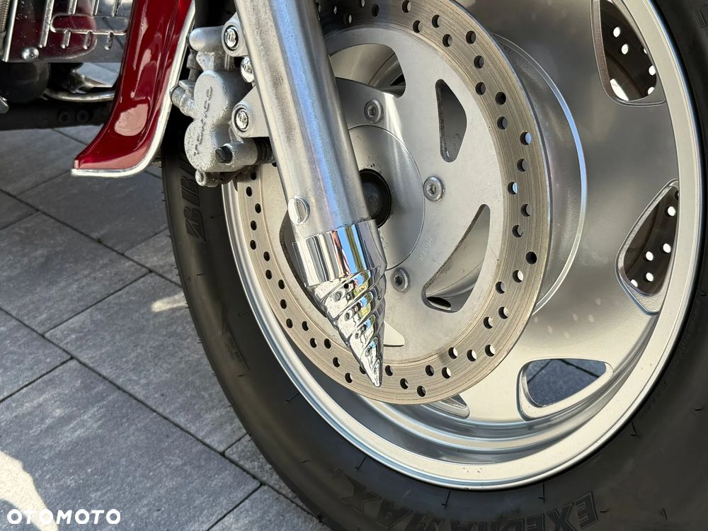 Suzuki VL 1500 Intruder LC - Boulevard C90 - 17
