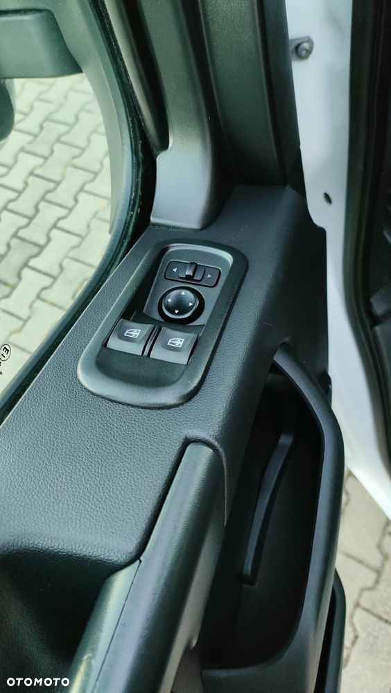 Renault Master - 16