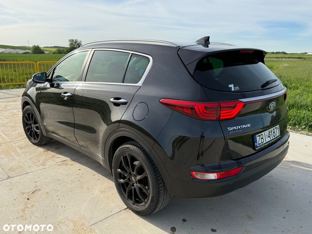 Kia Sportage 2.0 CRDI 4WD Fifa World Cup Edition - 8