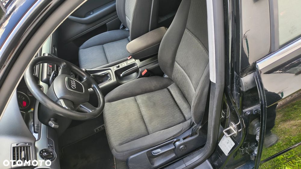 Audi A4 Avant - 13