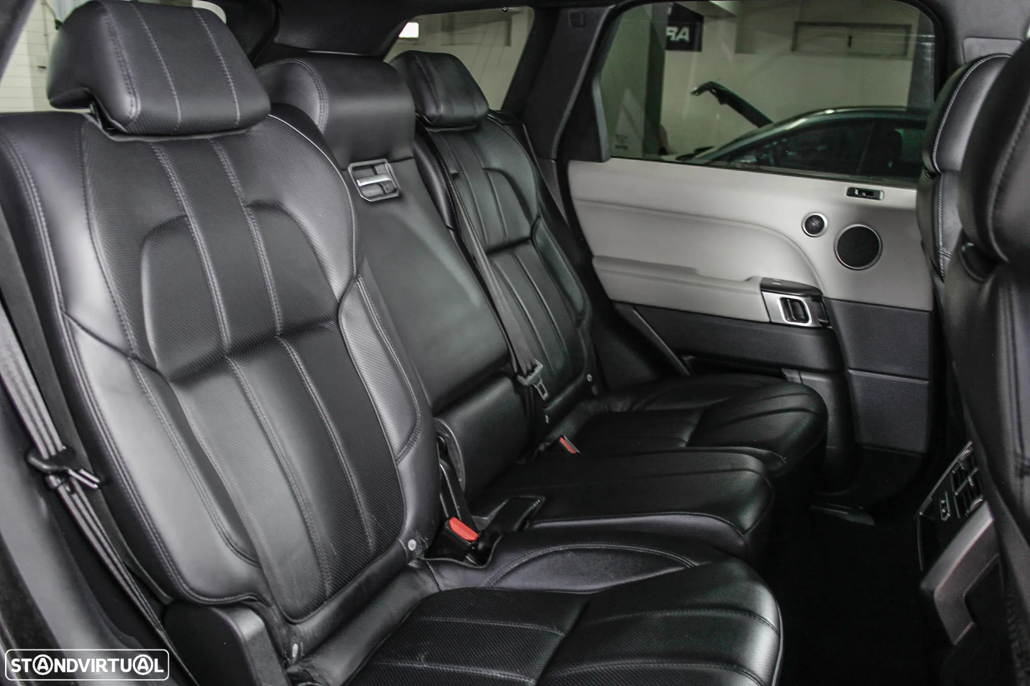 Land Rover Range Rover Sport 3.0 SDV6 HEV HSE Dynamic - 19
