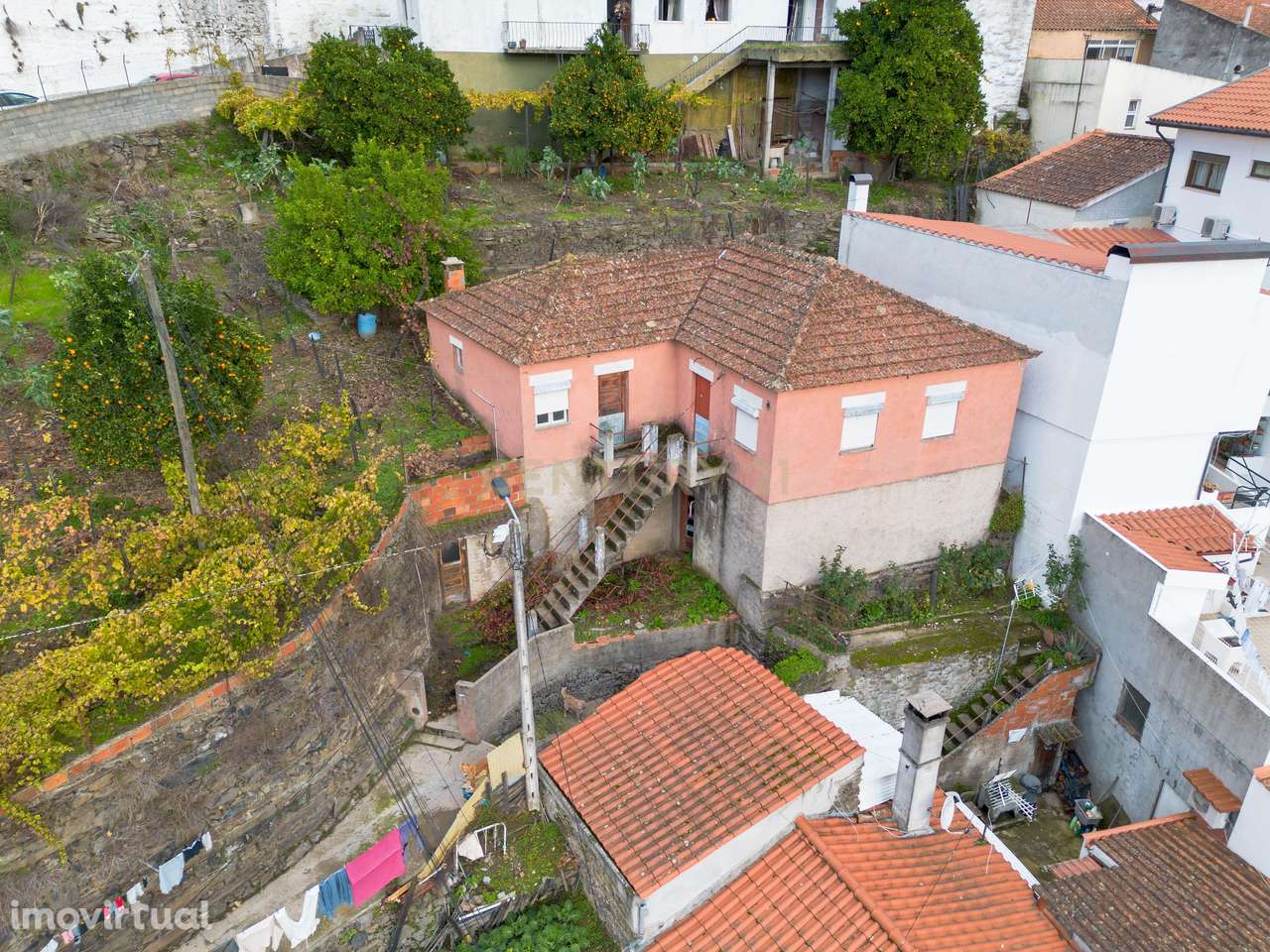 Ruina em Alvações do Corgo, Vila Real - Oportunidade Única - Grande imagem: 2/28