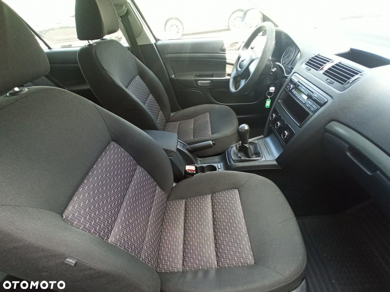 Skoda Octavia 1.6 Ambition - 8
