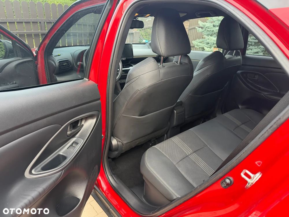 Toyota Yaris Cross Hybrid 1.5 Adventure - 11