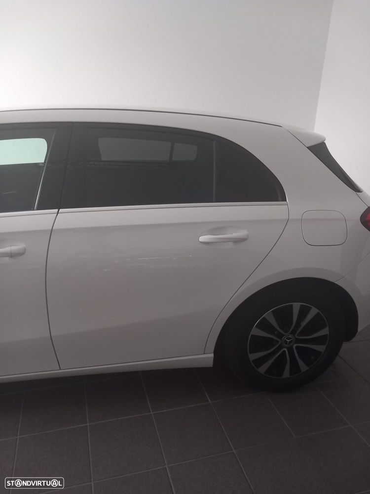 Mercedes-Benz A 180 d Style Plus - 5