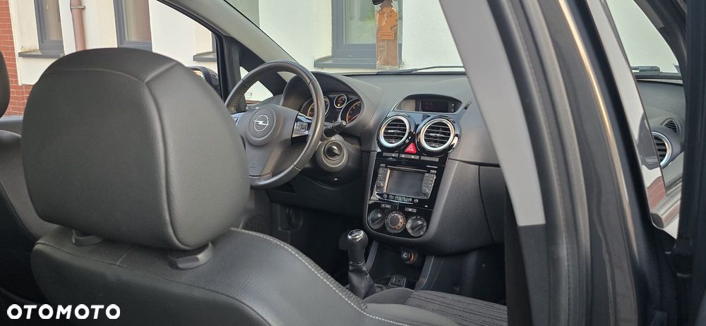 Opel Corsa - 18