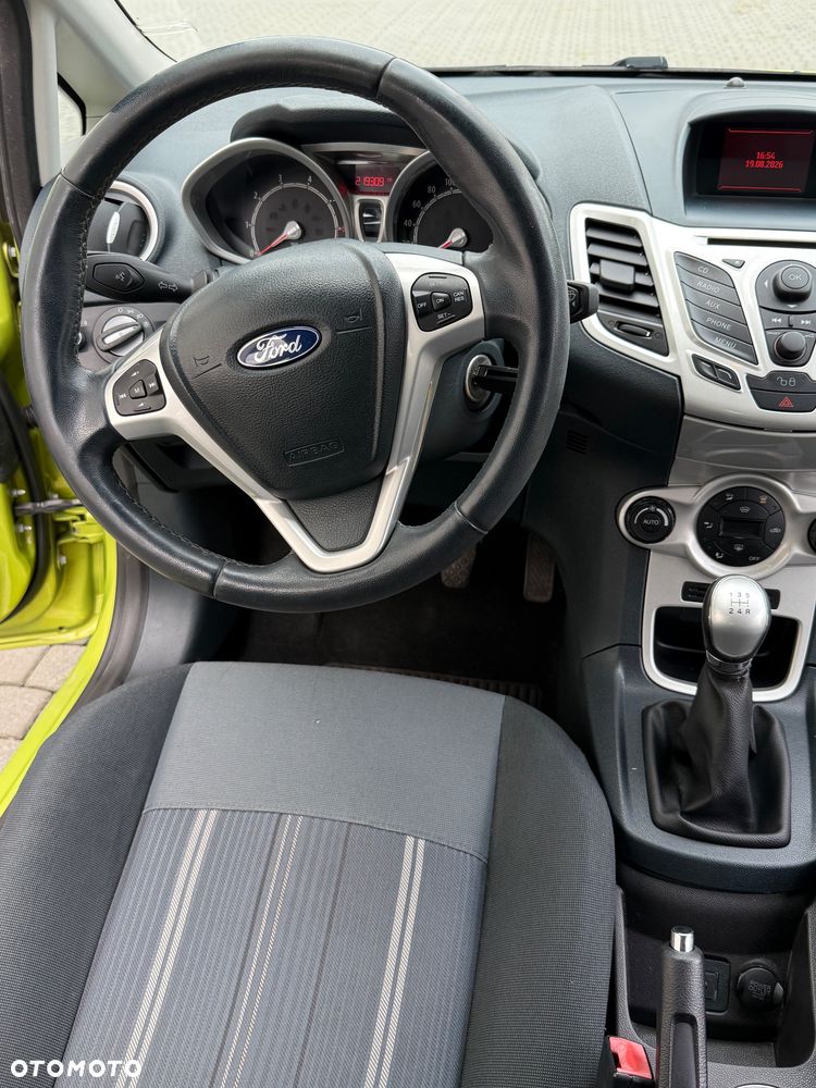Ford Fiesta 1.25 Titanium - 13