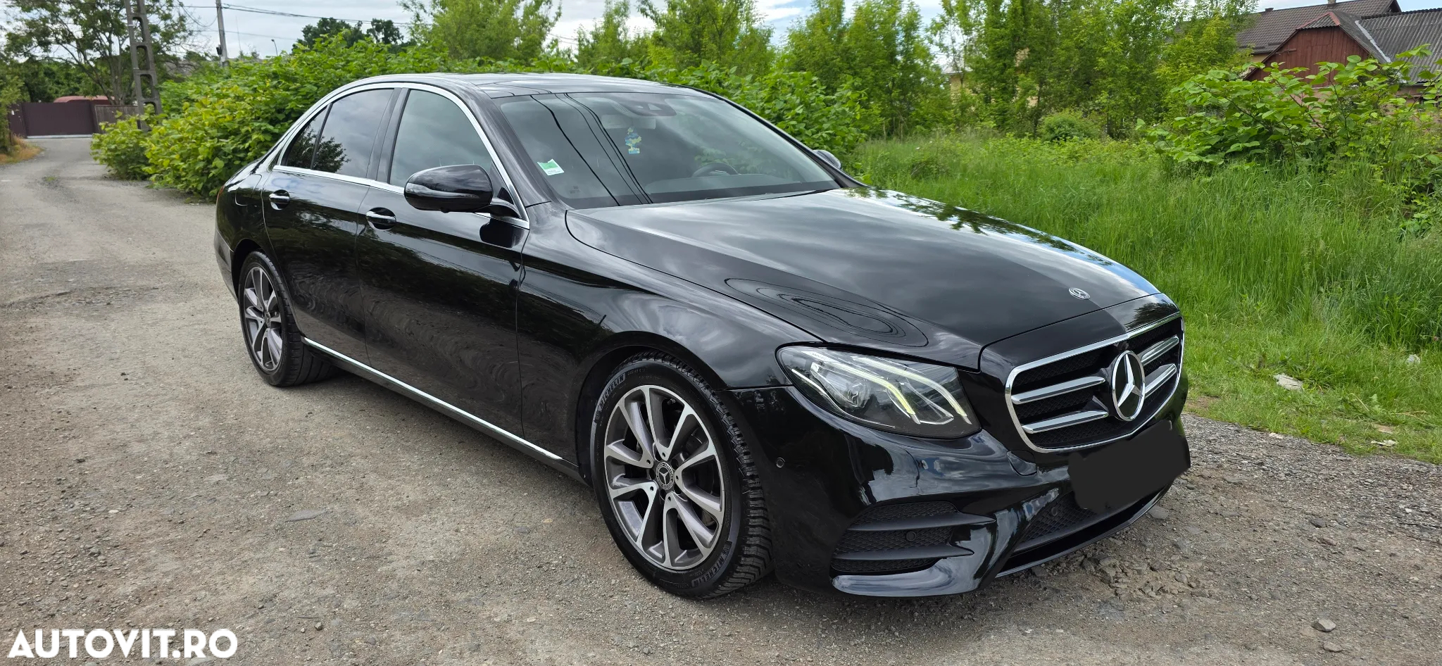 Mercedes-Benz E 220 d 9G-TRONIC AMG Line - 2