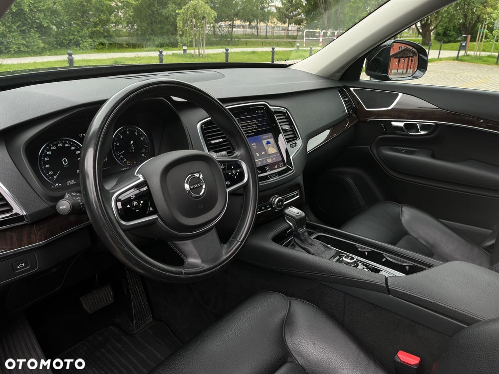 Volvo XC 90 T6 AWD Momentum 7os - 12