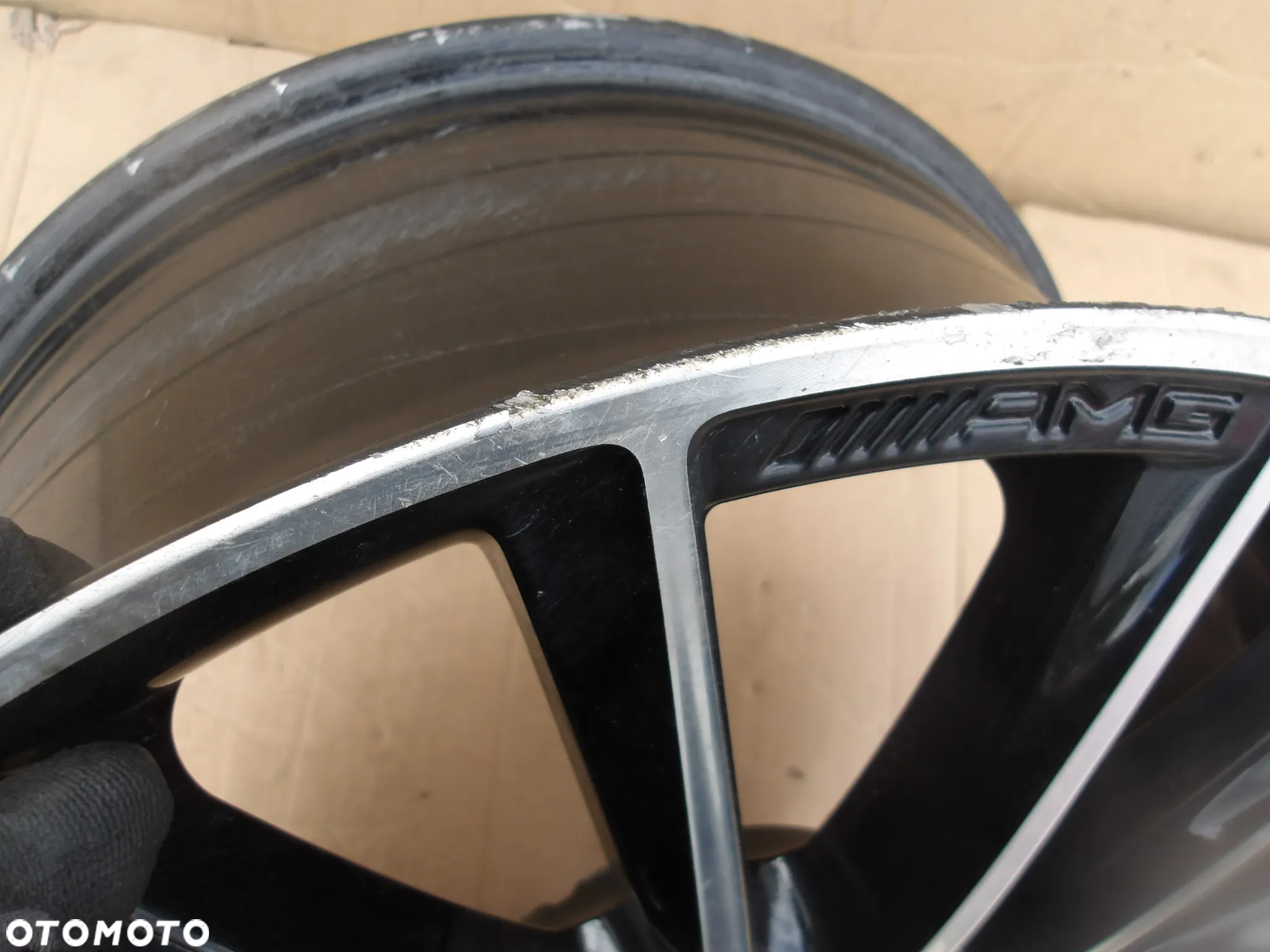 FELGA 8.5X19 ET52 MERCEDES AMG 2054011400 - 12