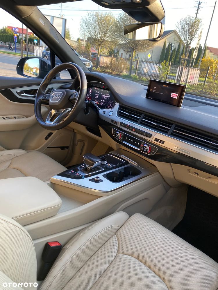 Audi Q7 - 15