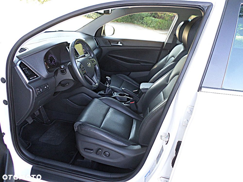 Hyundai Tucson 1.6 GDI BlueDrive Style 2WD - 7