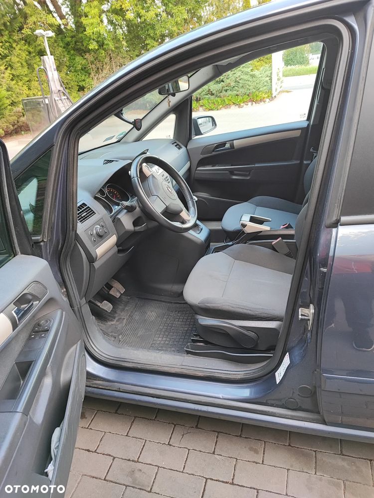 Opel Zafira 1.9 CDTI Edition - 10