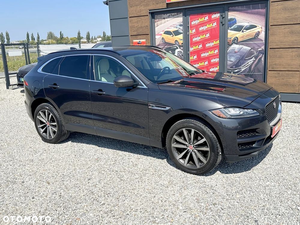Jaguar F-Pace S AWD - 1