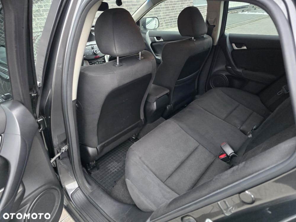 Honda Accord 2.0 Executive - 24