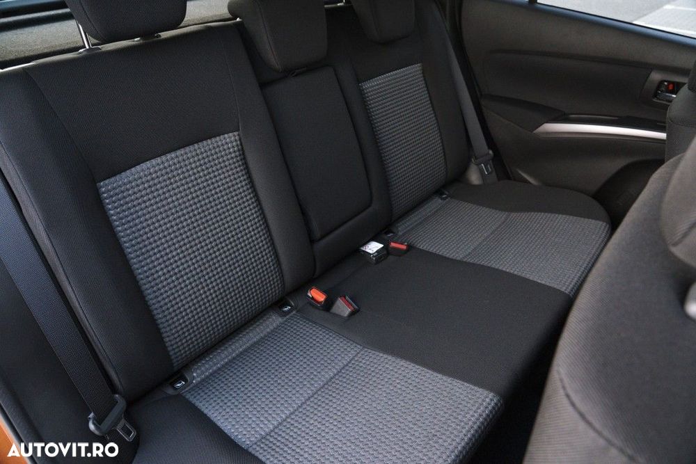 Suzuki S-Cross - 12
