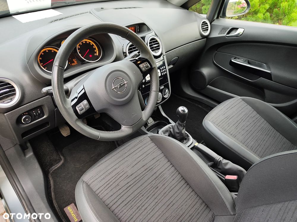 Opel Corsa - 16