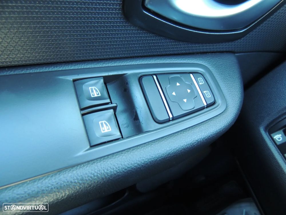 Renault Clio 0.9 TCE Confort - 13