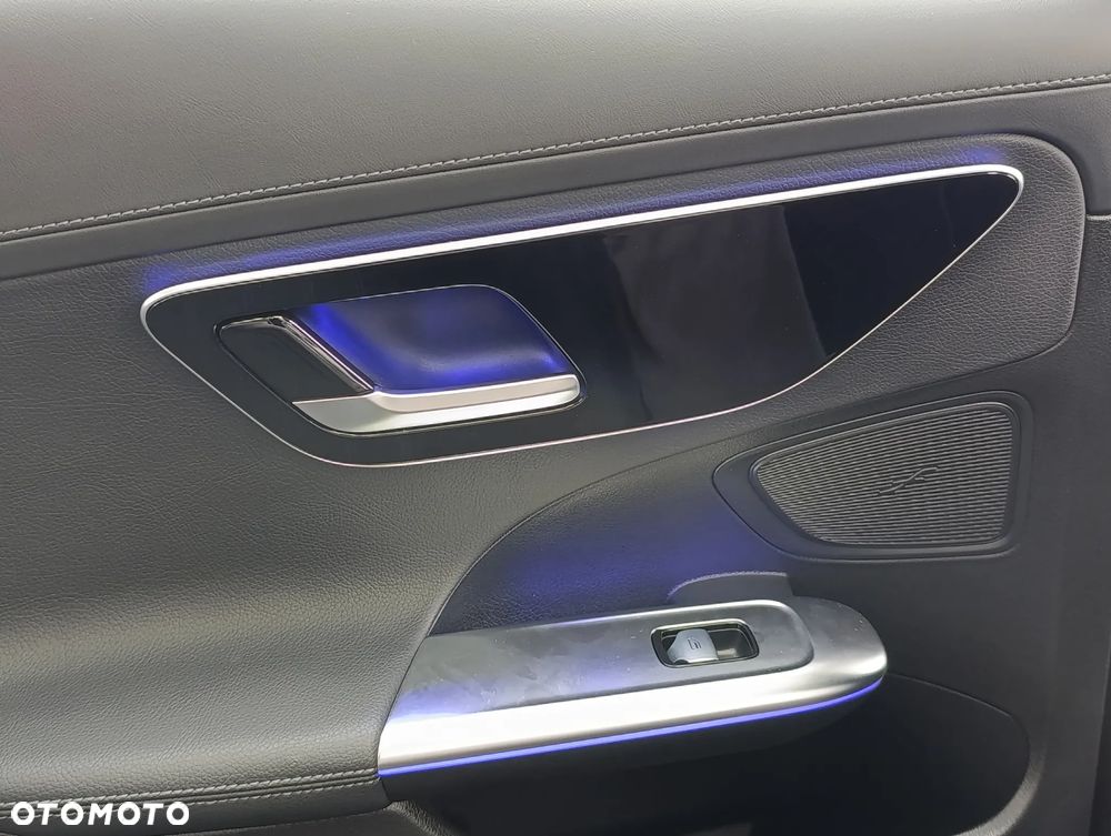 Mercedes-Benz Klasa C 300 d mHEV AMG - 14