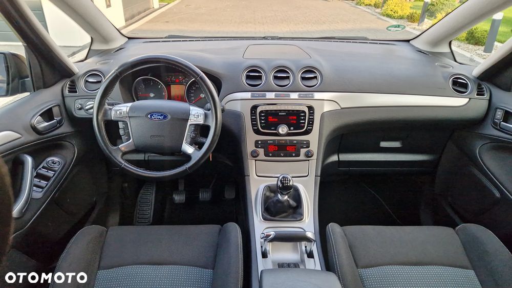 Ford S-Max 2.0 TDCi DPF Titanium - 6