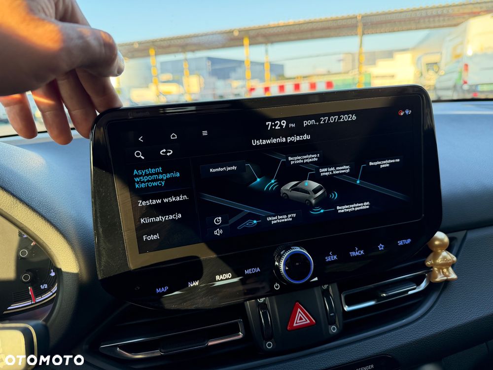 Hyundai i30 1.5 T-GDI 48V-Hybrid Trend - 10