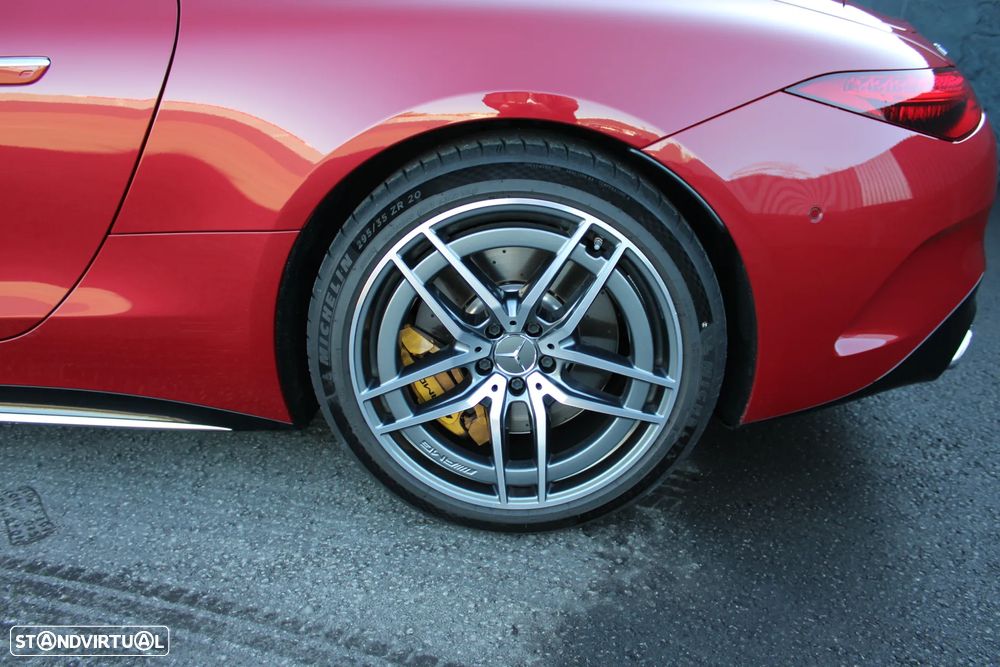 Mercedes-Benz SL 63 AMG 4Matic+ - 10