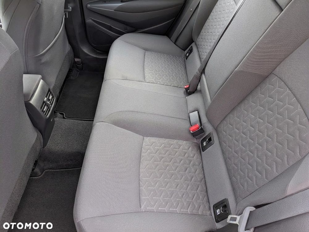 Toyota Corolla - 7