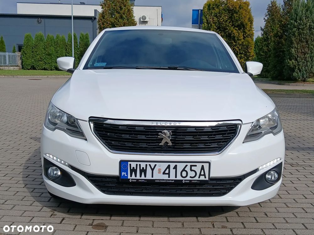 Peugeot 301 - 4