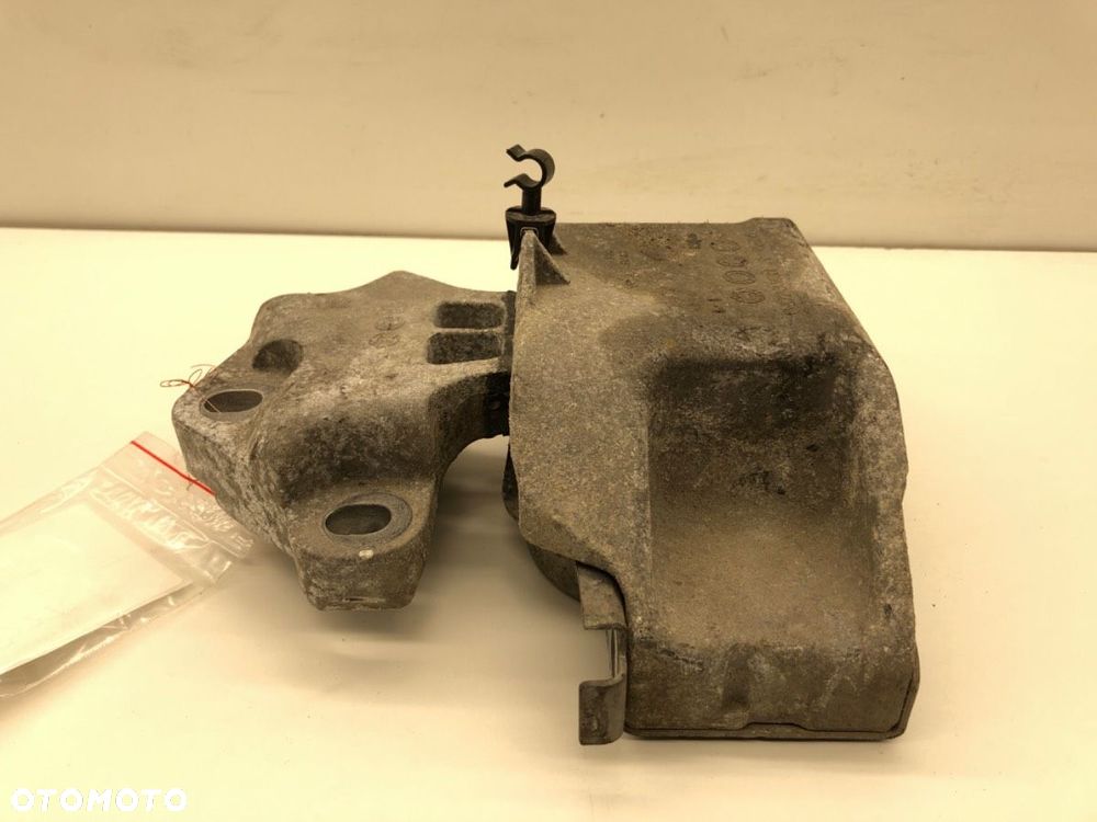 PODUSZKA SILNIKA LEWY  MAN TGE Autobus 2017 - 2022 2.0 TDI 130 kW [177 KM] olej napędowy 2017 - - 3