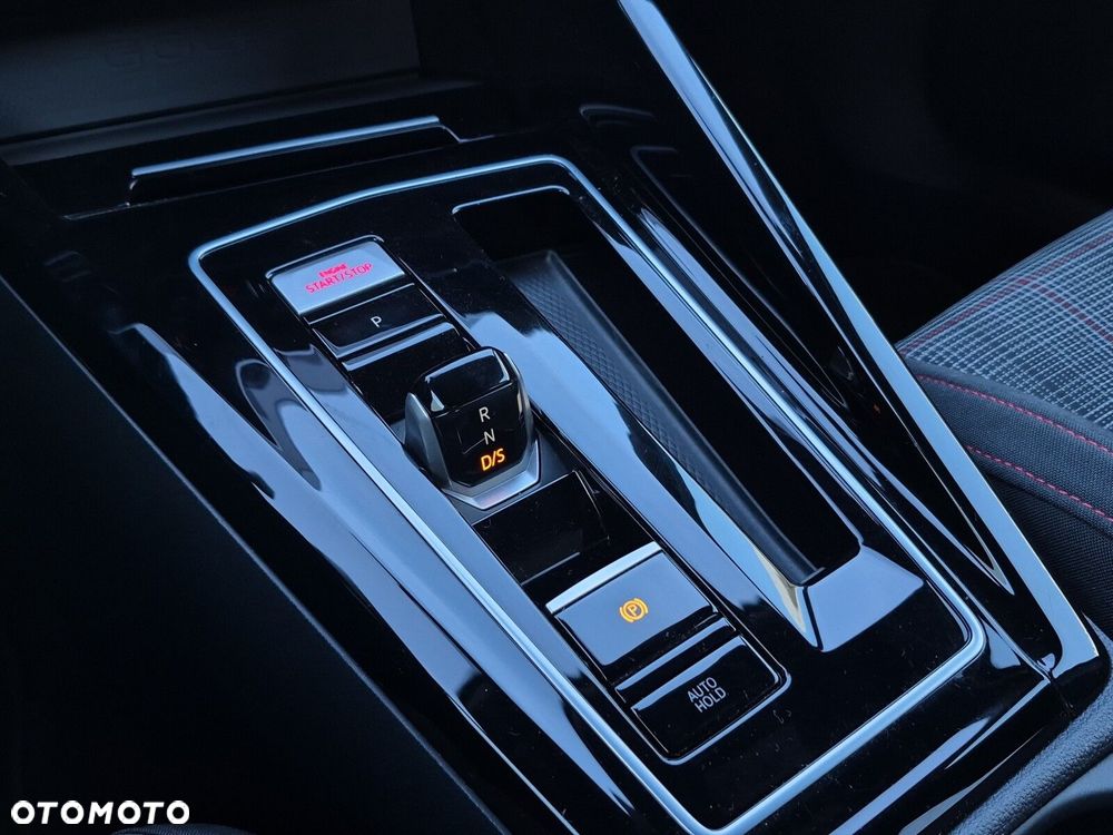 Volkswagen Golf VIII 2.0 TSI GTI DSG - 25