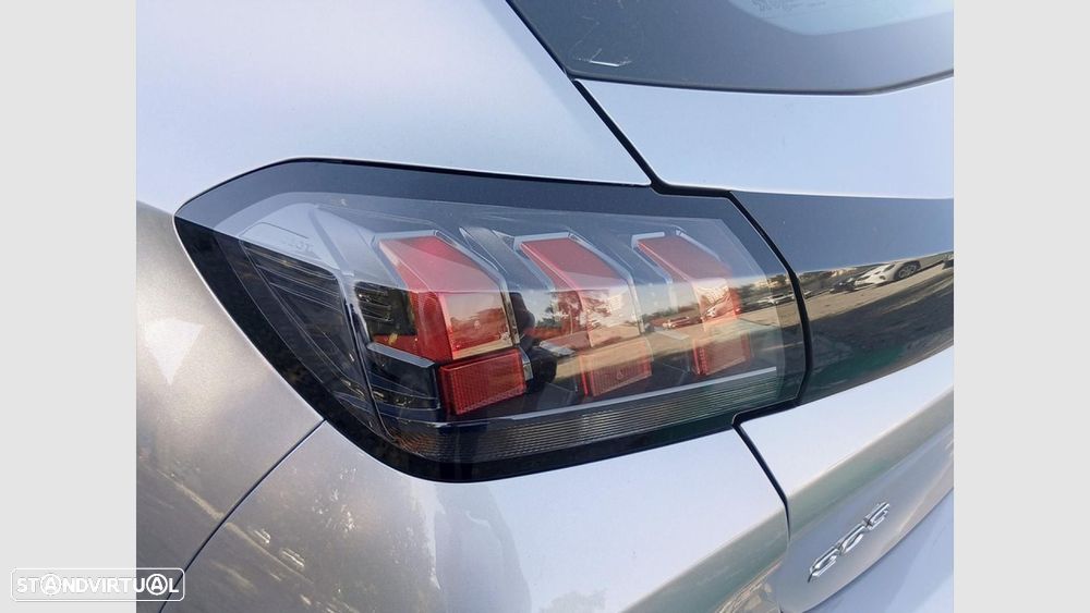 Peugeot 208 1.2 PureTech Active Pack - 10