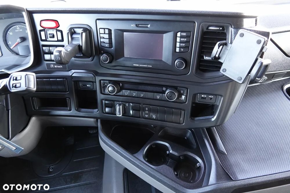 Scania R 450 / RETARDER / KLIMA POSTOJWA  / OPONY 100 % / PO KONTRAKCIE SERWISOWYM - 28