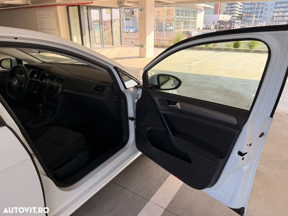 Volkswagen Golf 1.6 TDI BMT Trendline - 21