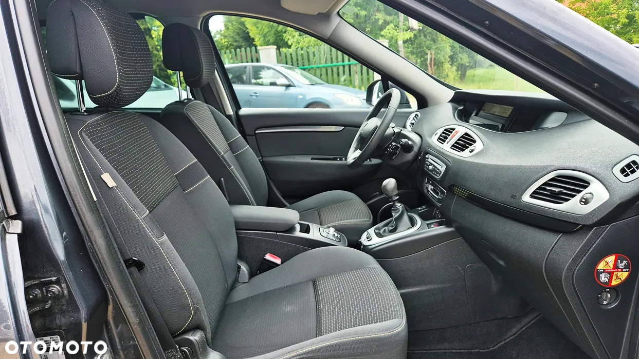 Renault Scenic 1.6 16V 110 TomTom Edition - 38