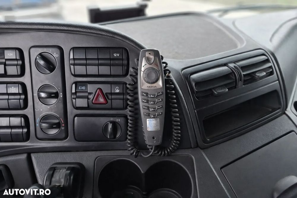 Mercedes-Benz ACTROS - 13