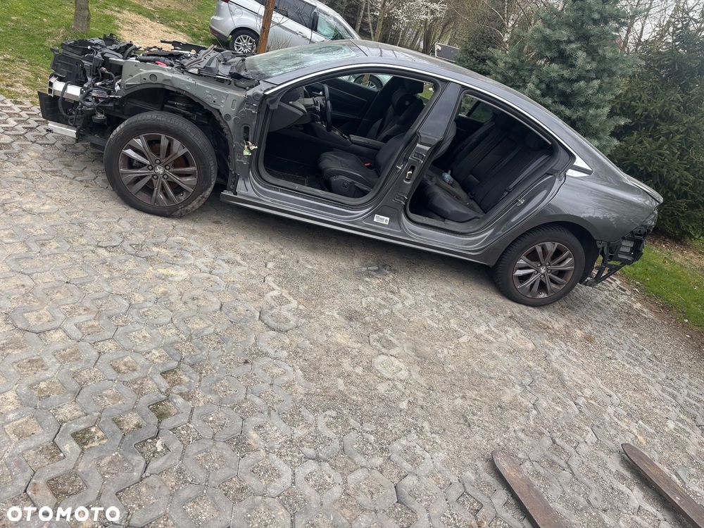 Peugeot 508 - 8