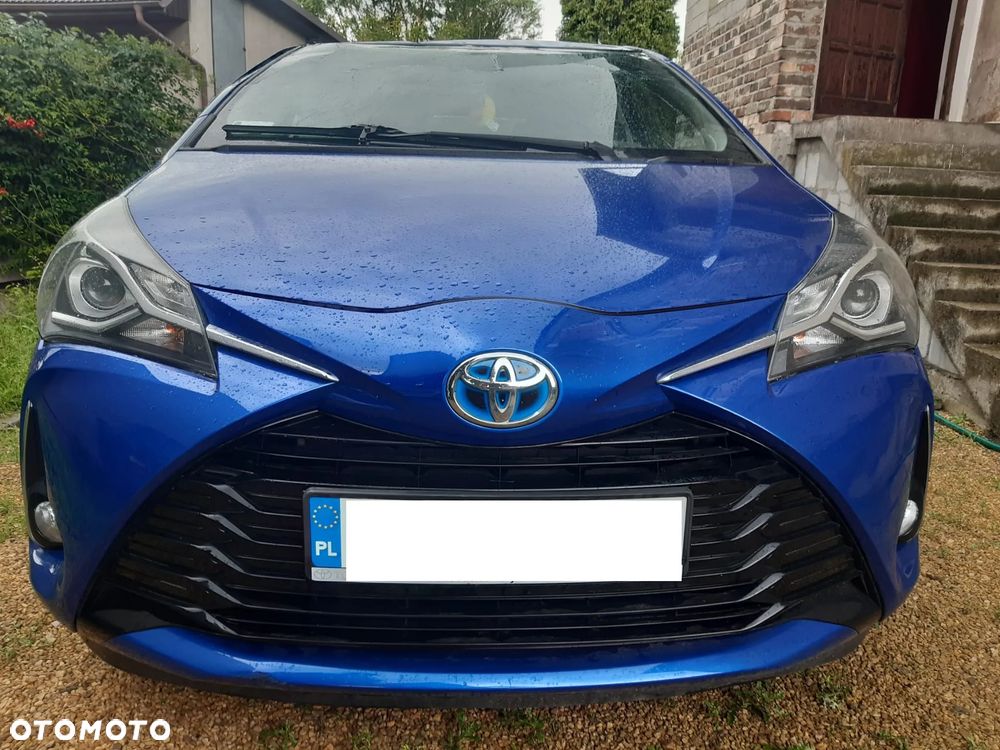 Toyota Yaris Hybrid 100 Premium - 1