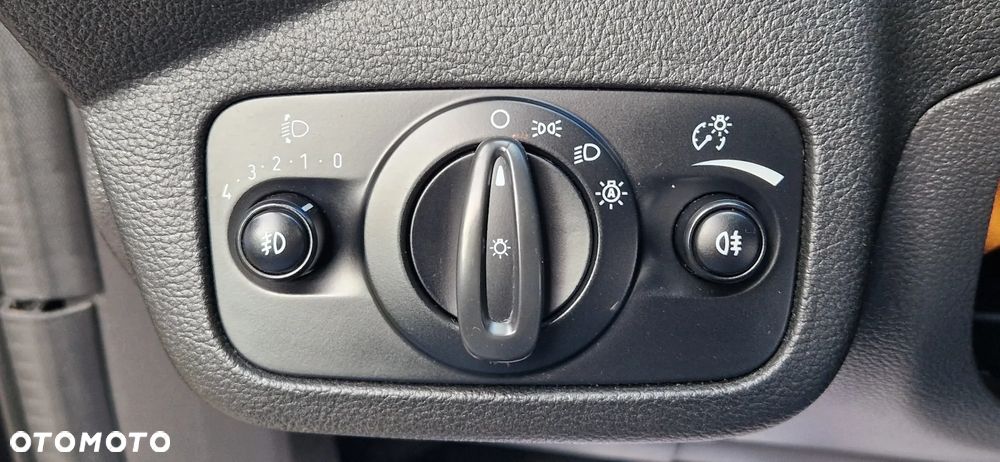 Ford Kuga 2.0 TDCi 4WD Titanium - 25