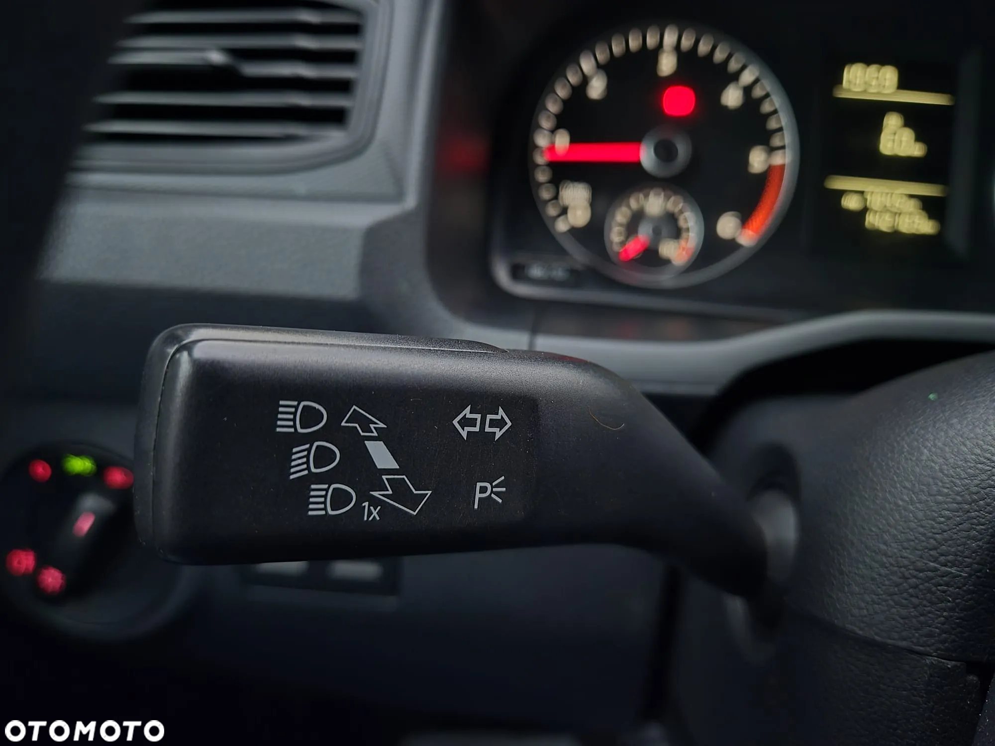 Volkswagen CADDY MAXI - 19